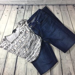 Levi’s Mid Rise Skinny Jean